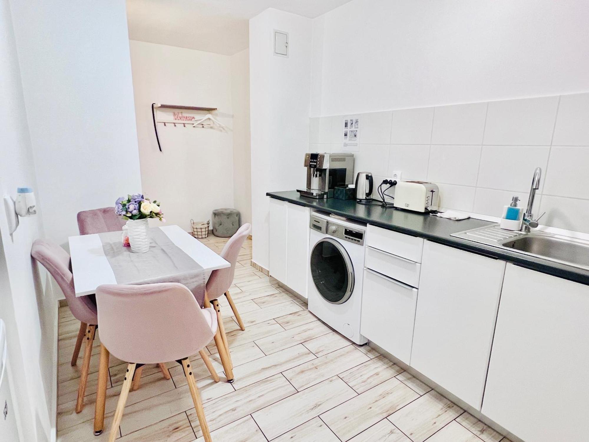 Av Apartment Turda Eksteriør billede