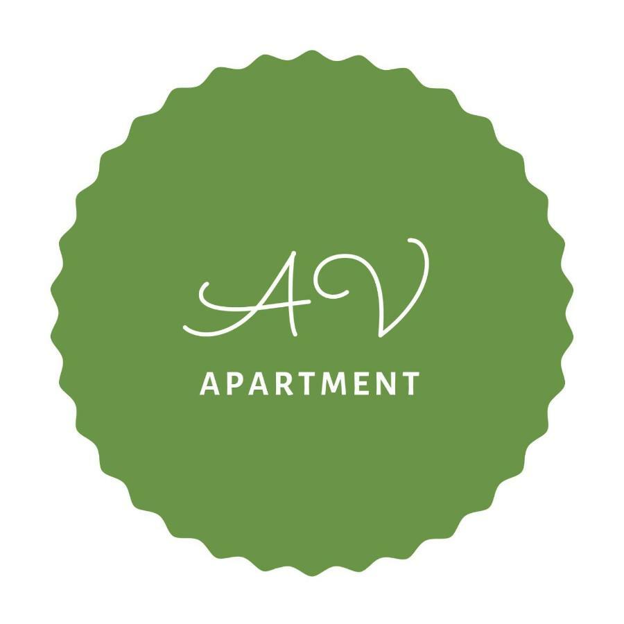 Av Apartment Turda Eksteriør billede